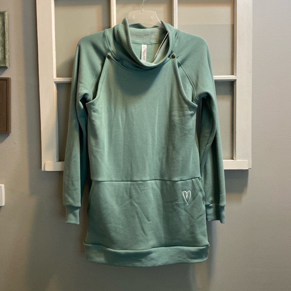 Latched Mama Nursing Baby Wearing Tunic